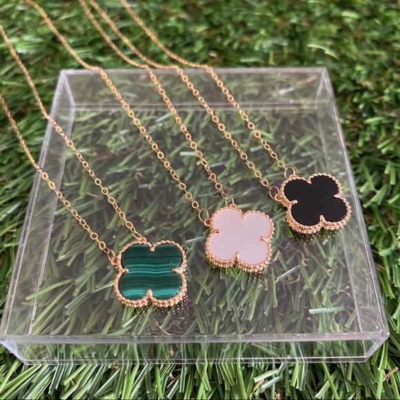 18k Solid Gold Clover Necklace Mother of Pearl Malachite, Black Agate, Carnelian - Picture 1 of 9
